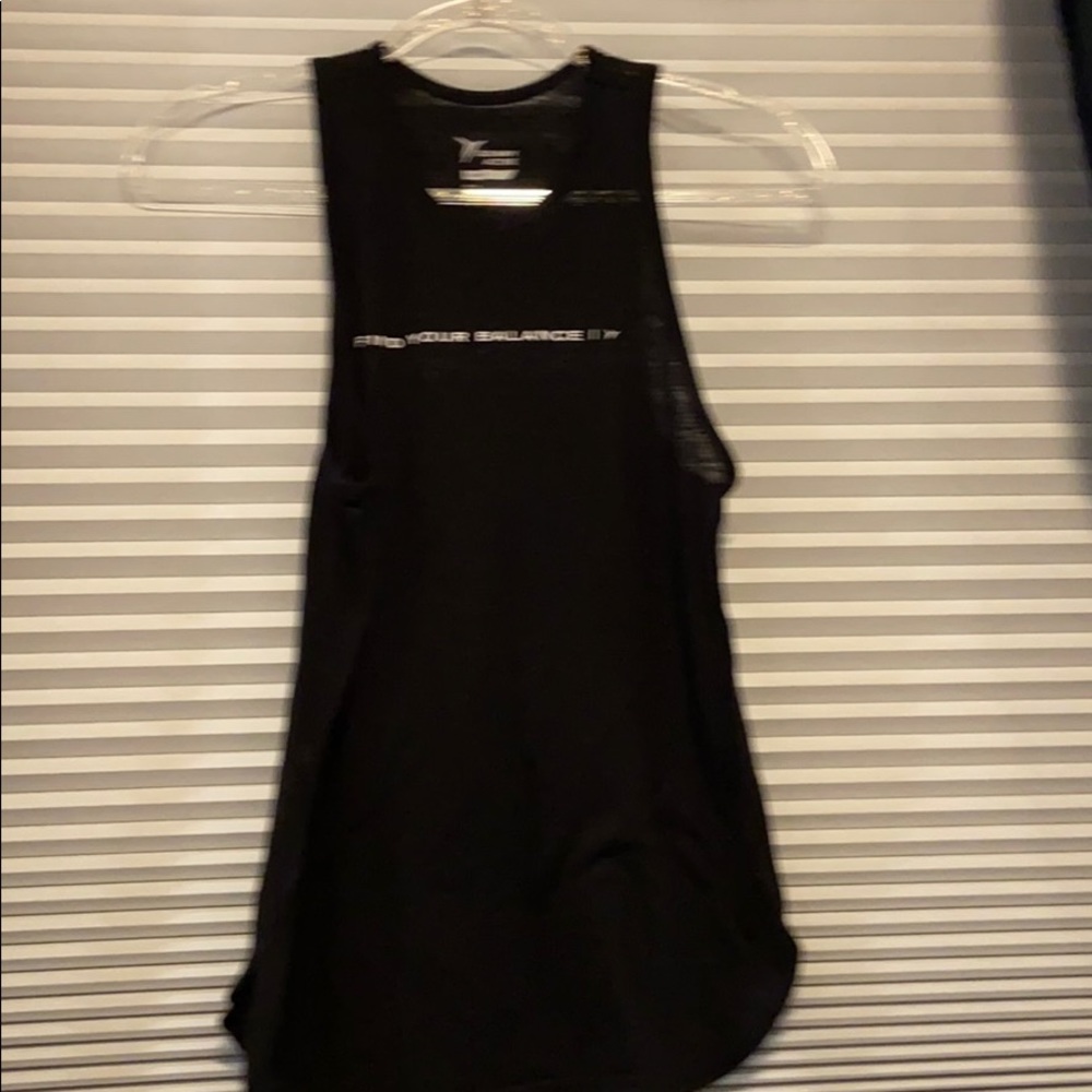 Women’s size extra small tank top
ITEM #42